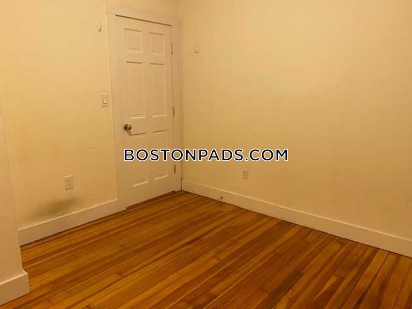 BOSTON - DORCHESTER - SAVIN HILL - 4 Beds, 1 Bath - Image 9