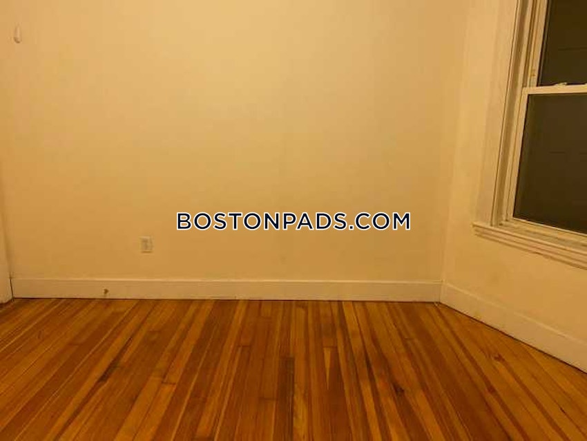 BOSTON - DORCHESTER - SAVIN HILL - 4 Beds, 1 Bath - Image 11