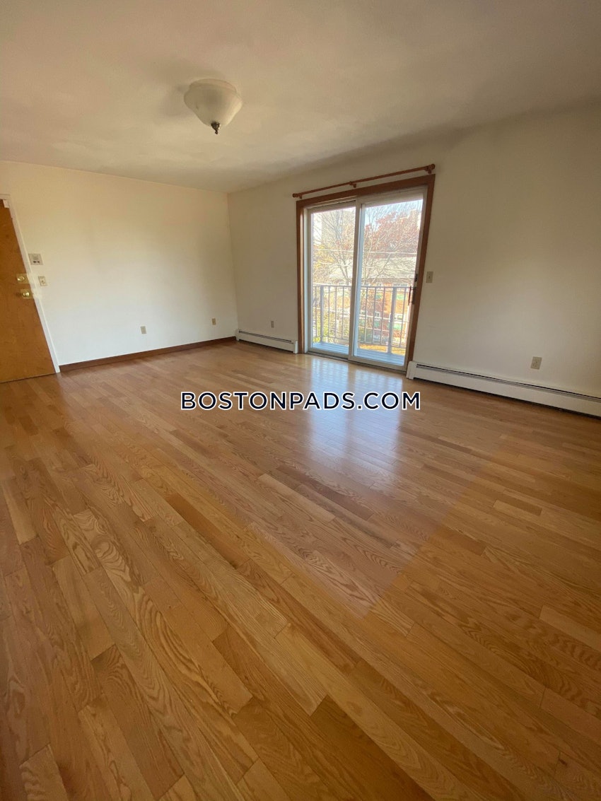 SOMERVILLE- WEST SOMERVILLE/ TEELE SQUARE - 2 Beds, 1 Bath - Image 6