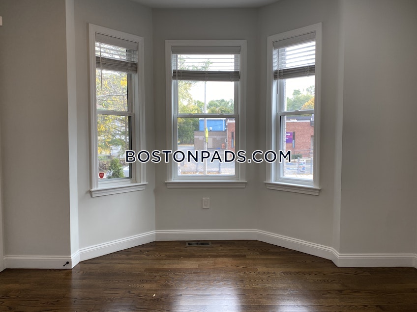 Boston - $3,495+ /month