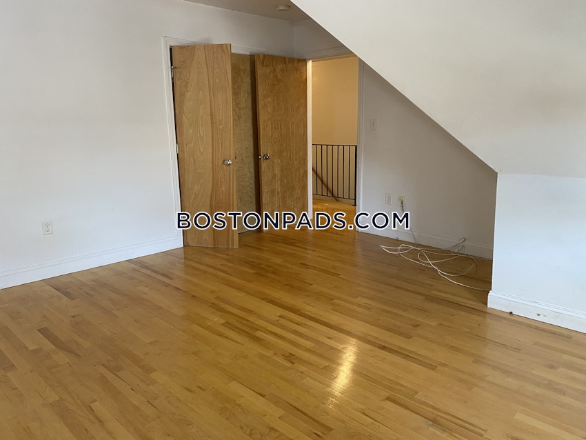 BOSTON - DORCHESTER - UPHAMS CORNER - 2 Beds, 1 Bath - Image 8