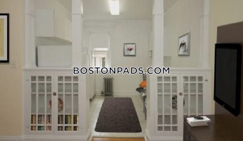 CAMBRIDGE - HARVARD SQUARE - 1 Bed, 1 Bath - Image 7