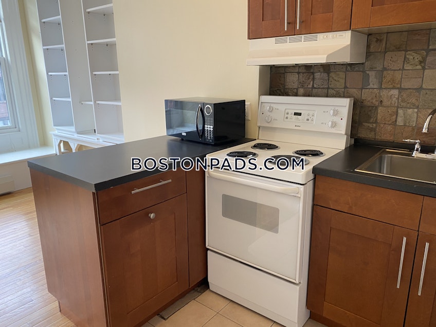 Boston - $2,750+ /month