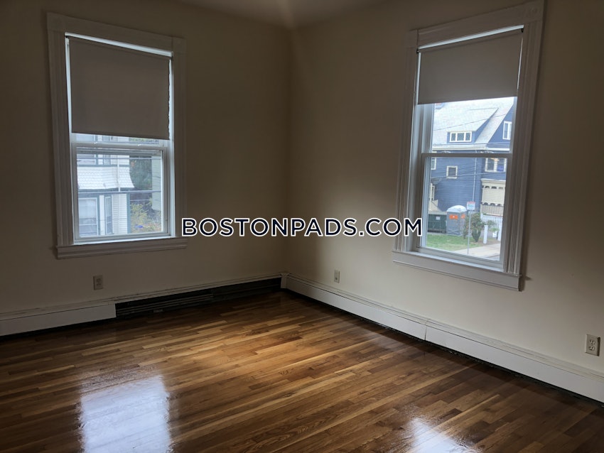 BOSTON - LOWER ALLSTON - 3 Beds, 2 Baths - Image 5