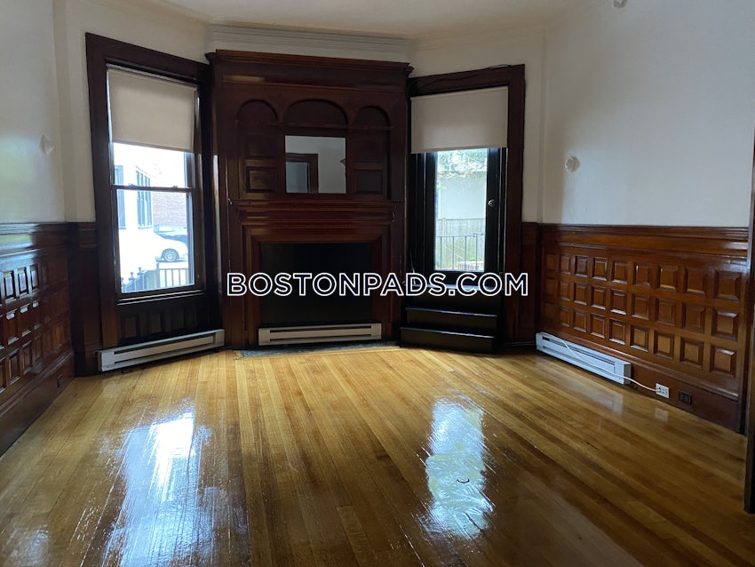 BROOKLINE- BOSTON UNIVERSITY - 1 Bed, 1 Bath - Image 11