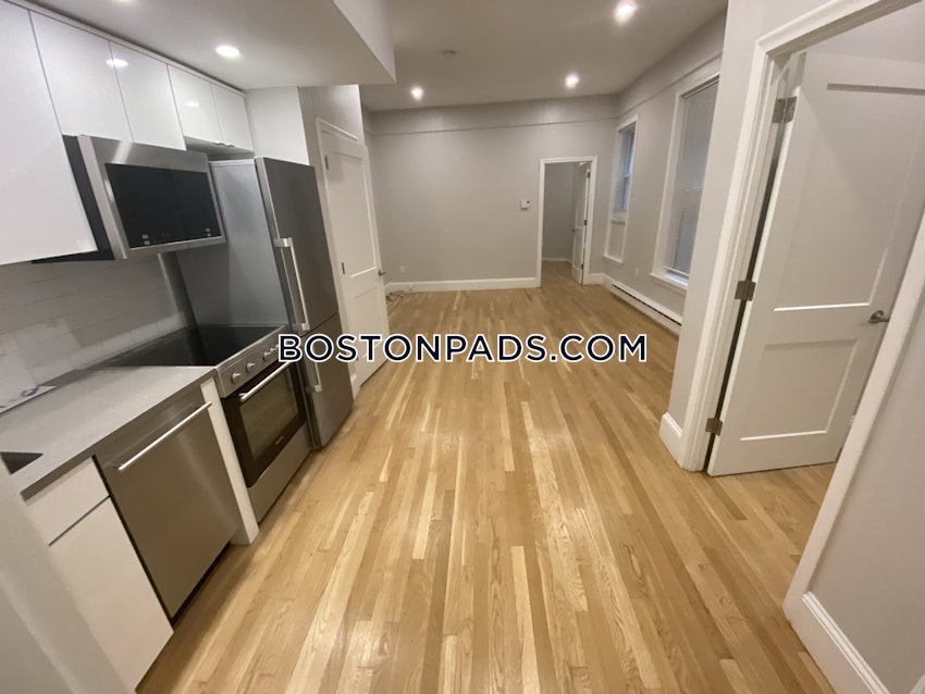 BOSTON - BACK BAY - 2 Beds, 1 Bath - Image 6