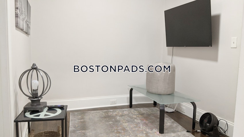 BOSTON - BACK BAY - 3 Beds, 1 Bath - Image 30