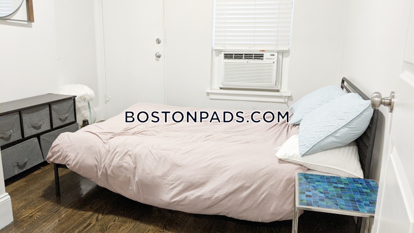 BOSTON - BACK BAY - 3 Beds, 1 Bath - Image 29