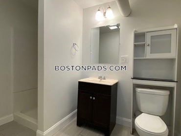 Boston - 4 Beds, 2 Baths