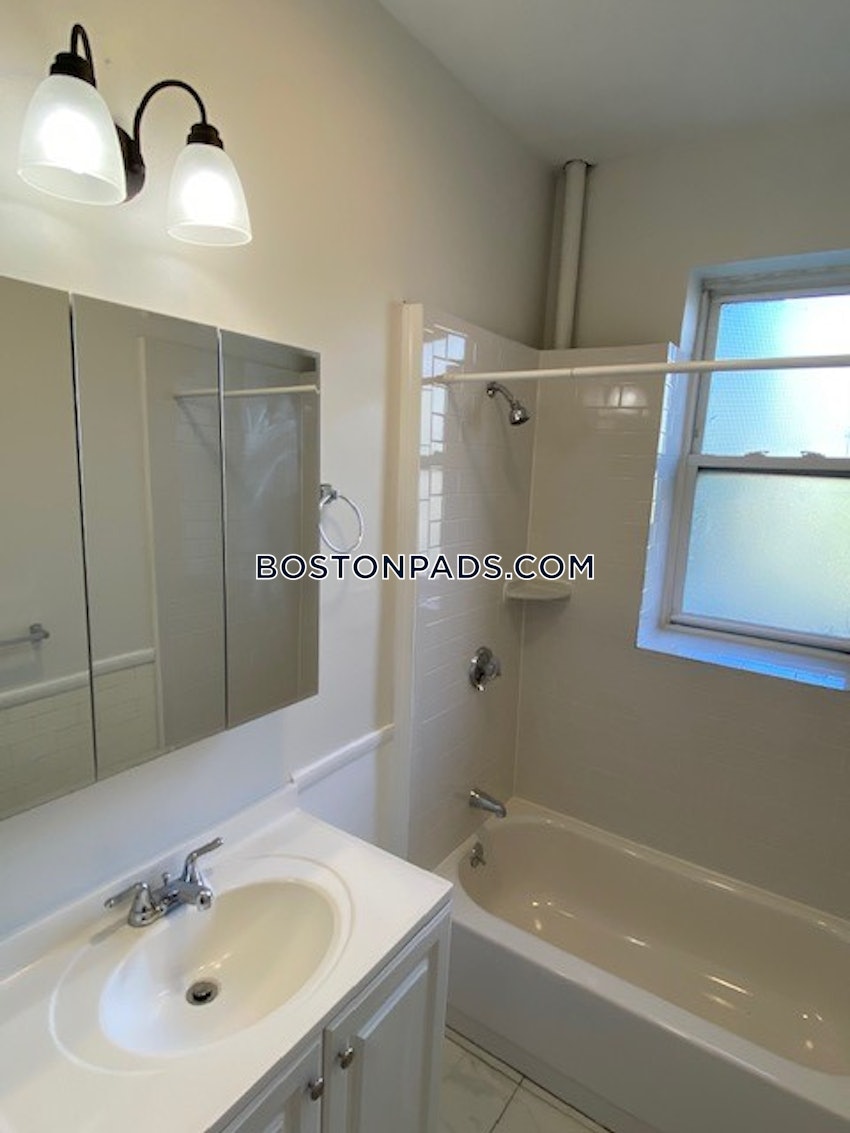 BOSTON - ALLSTON - 4 Beds, 2 Baths - Image 23