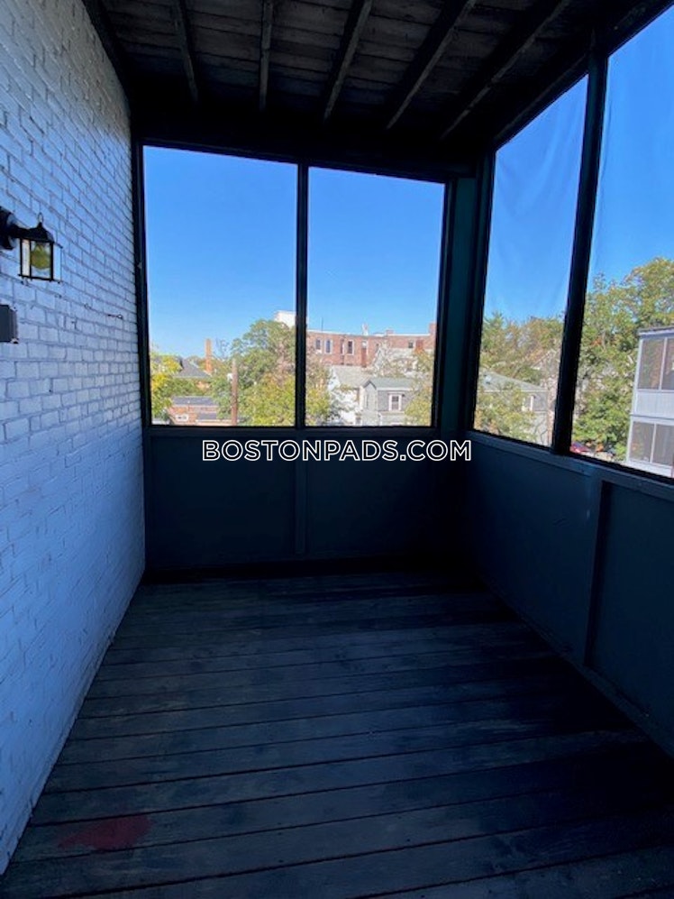 Farrington Ave., Boston