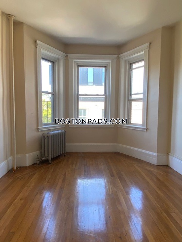 Hemenway St., Boston