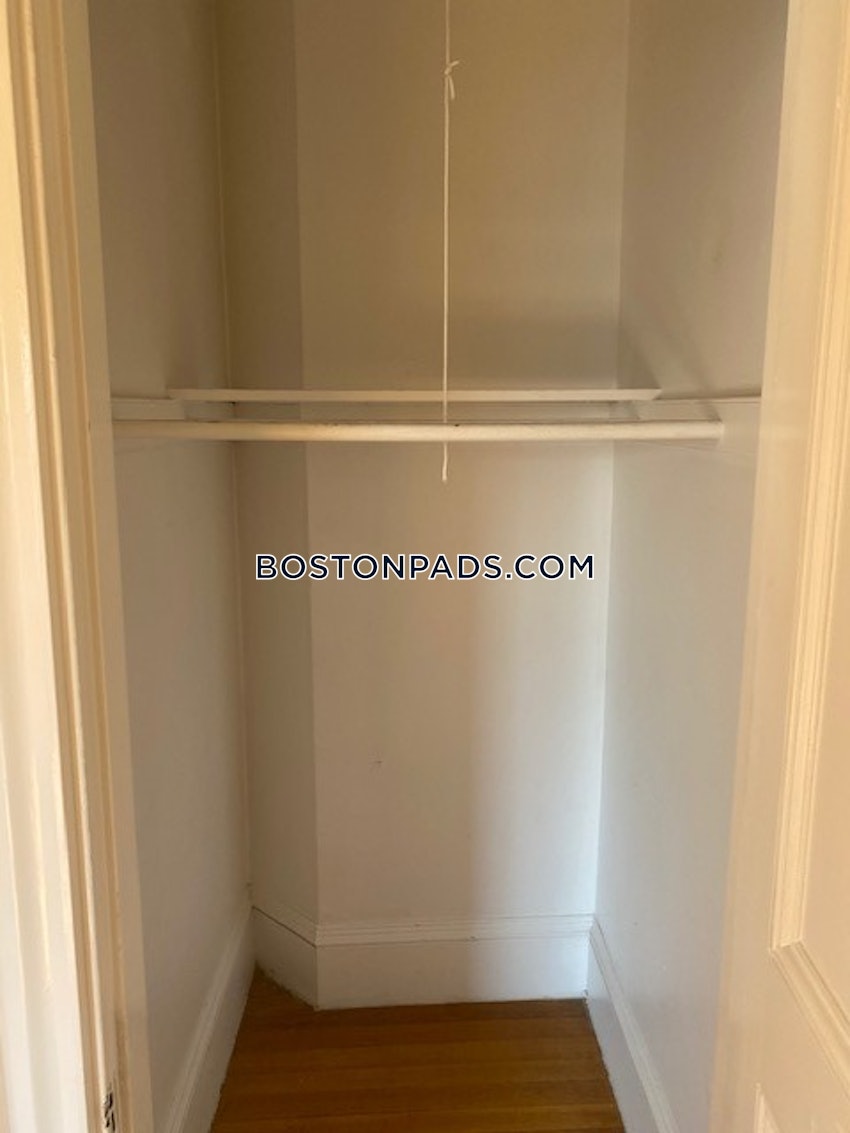 BOSTON - BACK BAY - 2 Beds, 1 Bath - Image 12