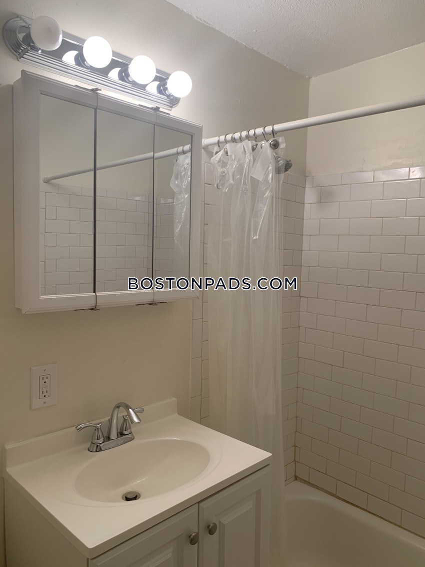 BOSTON - BEACON HILL - 3 Beds, 2 Baths - Image 31