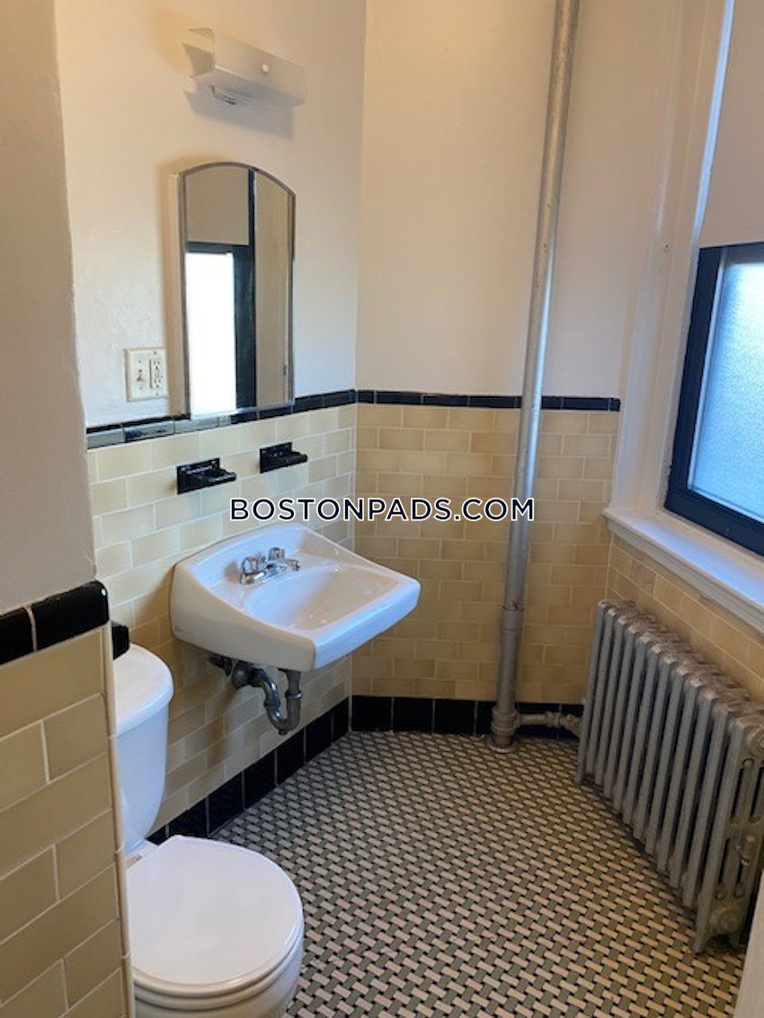 BOSTON - BACK BAY - 2 Beds, 1 Bath - Image 40