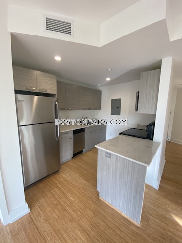 Boston - 2 Beds, 2 Baths