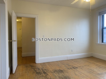 Boston - 2 Beds, 1 Baths