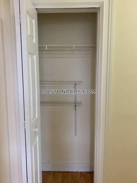 Cambridge St Boston photo 25