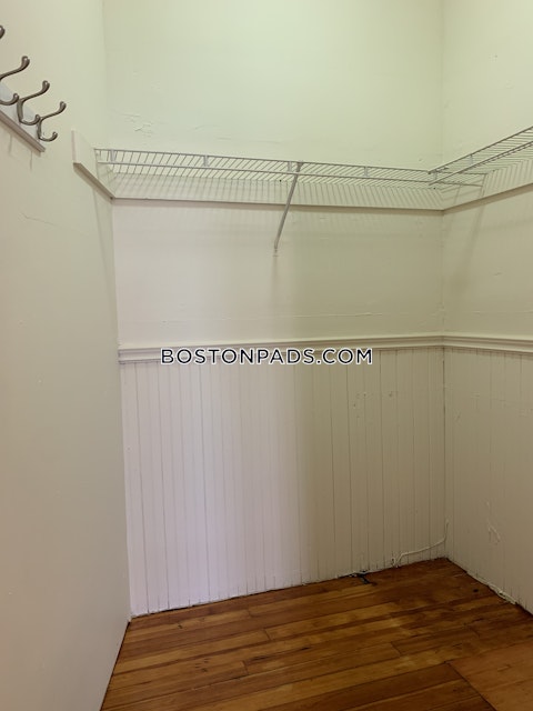 Cambridge St Boston photo 7