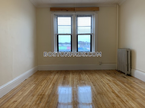 Cambridge St Boston photo 6