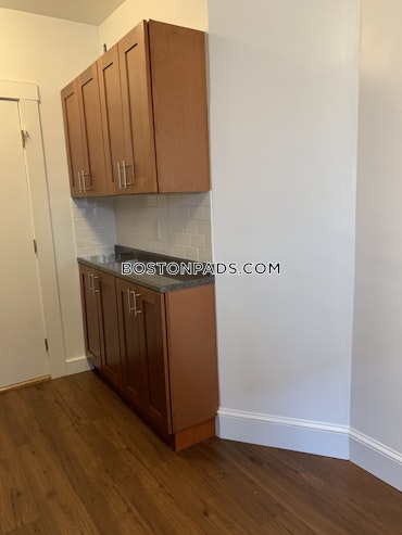 Boston - 2 Beds, 1 Baths