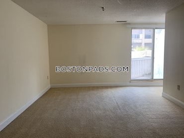 Boston - 2 Beds, 2 Baths