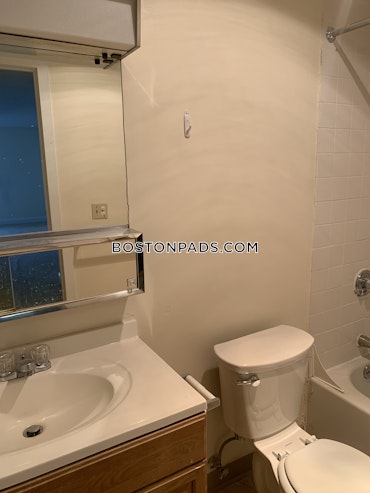 Boston - 2 Beds, 2 Baths