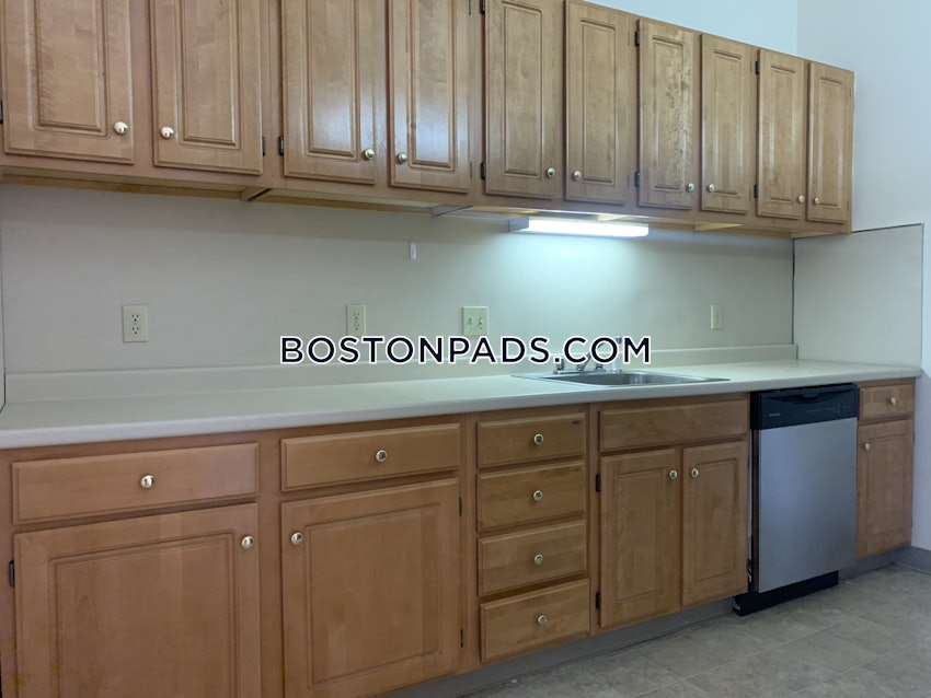 BOSTON - ALLSTON - 2 Beds, 2 Baths - Image 4