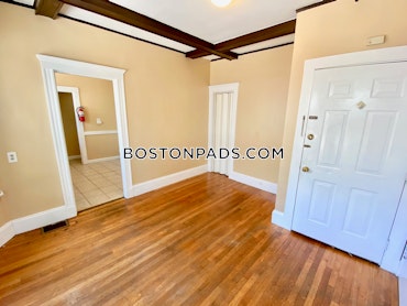 Boston - 1 Beds, 1 Baths