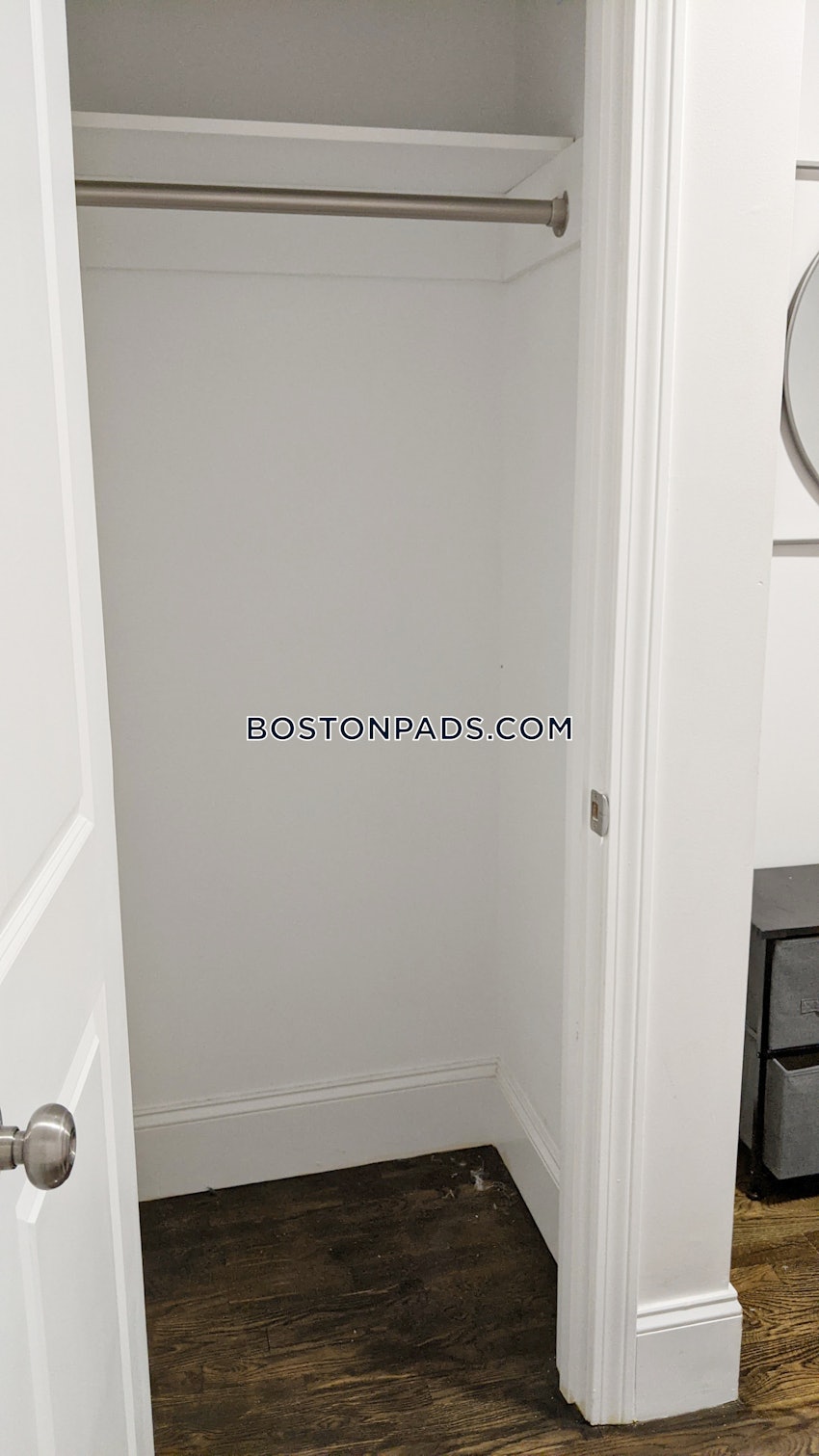 BOSTON - BACK BAY - 3 Beds, 1 Bath - Image 24