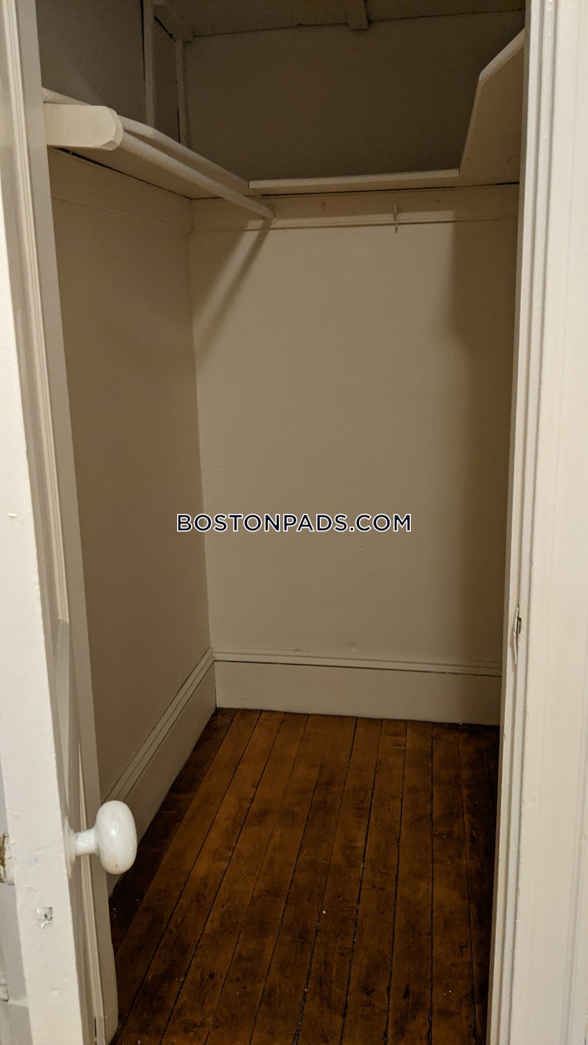 BROOKLINE - CLEVELAND CIRCLE - 2 Beds, 1 Bath - Image 17