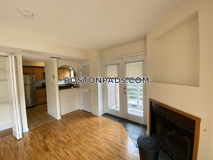 CAMBRIDGE - CENTRAL SQUARE/CAMBRIDGEPORT - 2 Beds, 2 Baths - Image 4