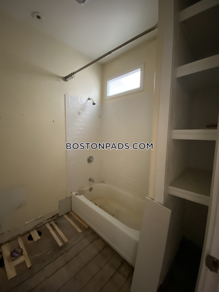 BOSTON - SOUTH BOSTON - EAST SIDE - 3 Beds, 1 Bath - Image 13