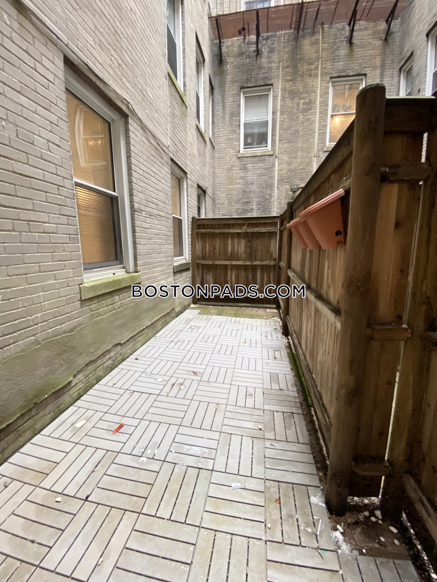 BOSTON - FENWAY/KENMORE - 1 Bed, 1 Bath - Image 6