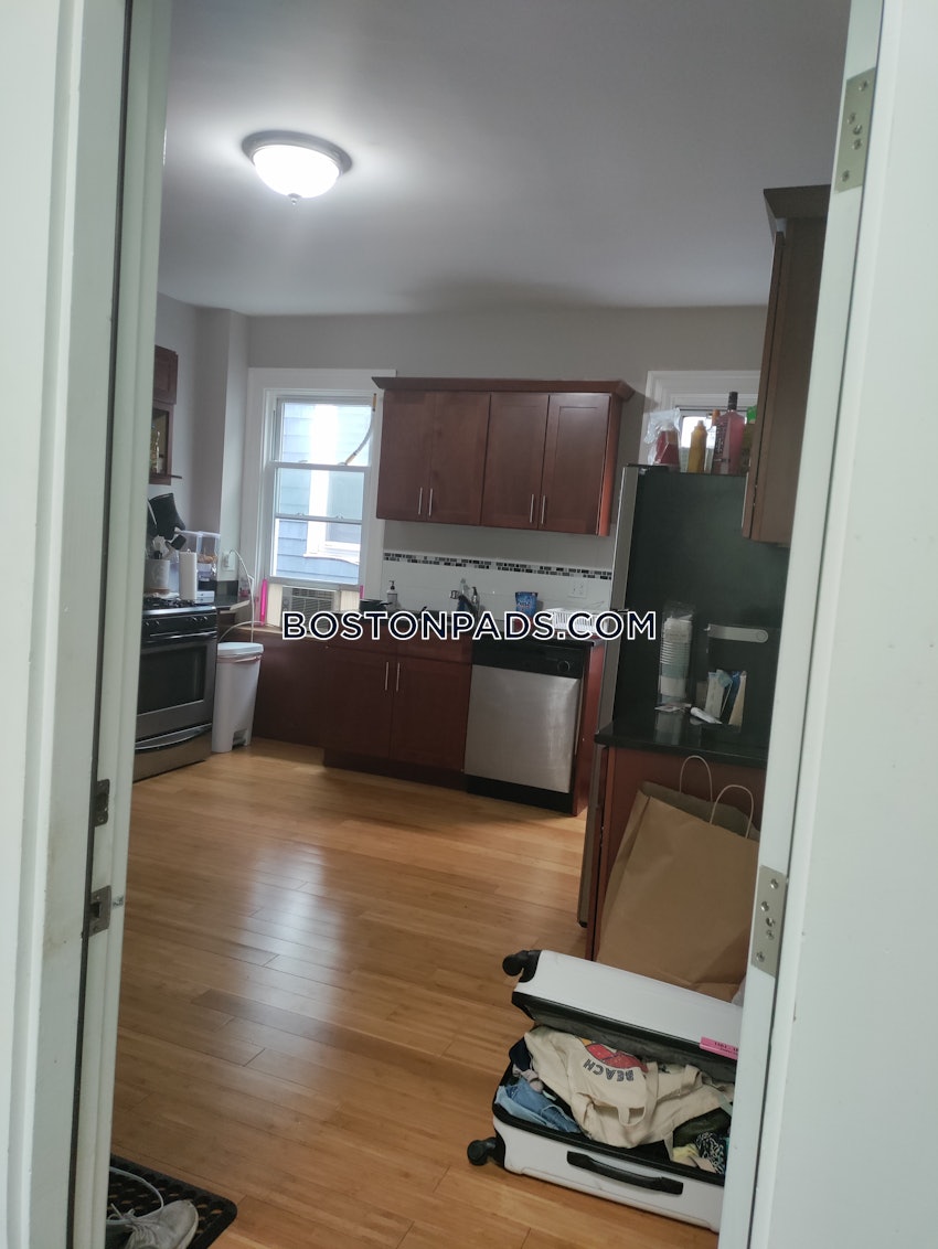 BOSTON - EAST BOSTON - CONSTITUTION BEACH - 2 Beds, 1 Bath - Image 20