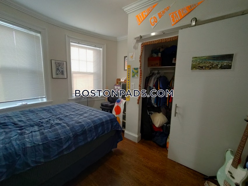 BOSTON - ROXBURY - 3 Beds, 1 Bath - Image 7