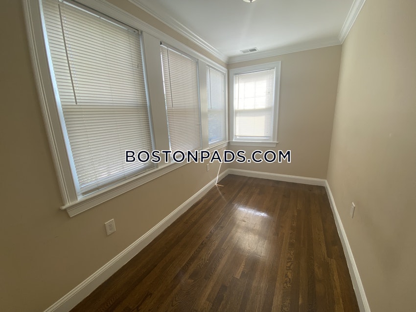 BOSTON - WEST ROXBURY - 4 Beds, 2 Baths - Image 11