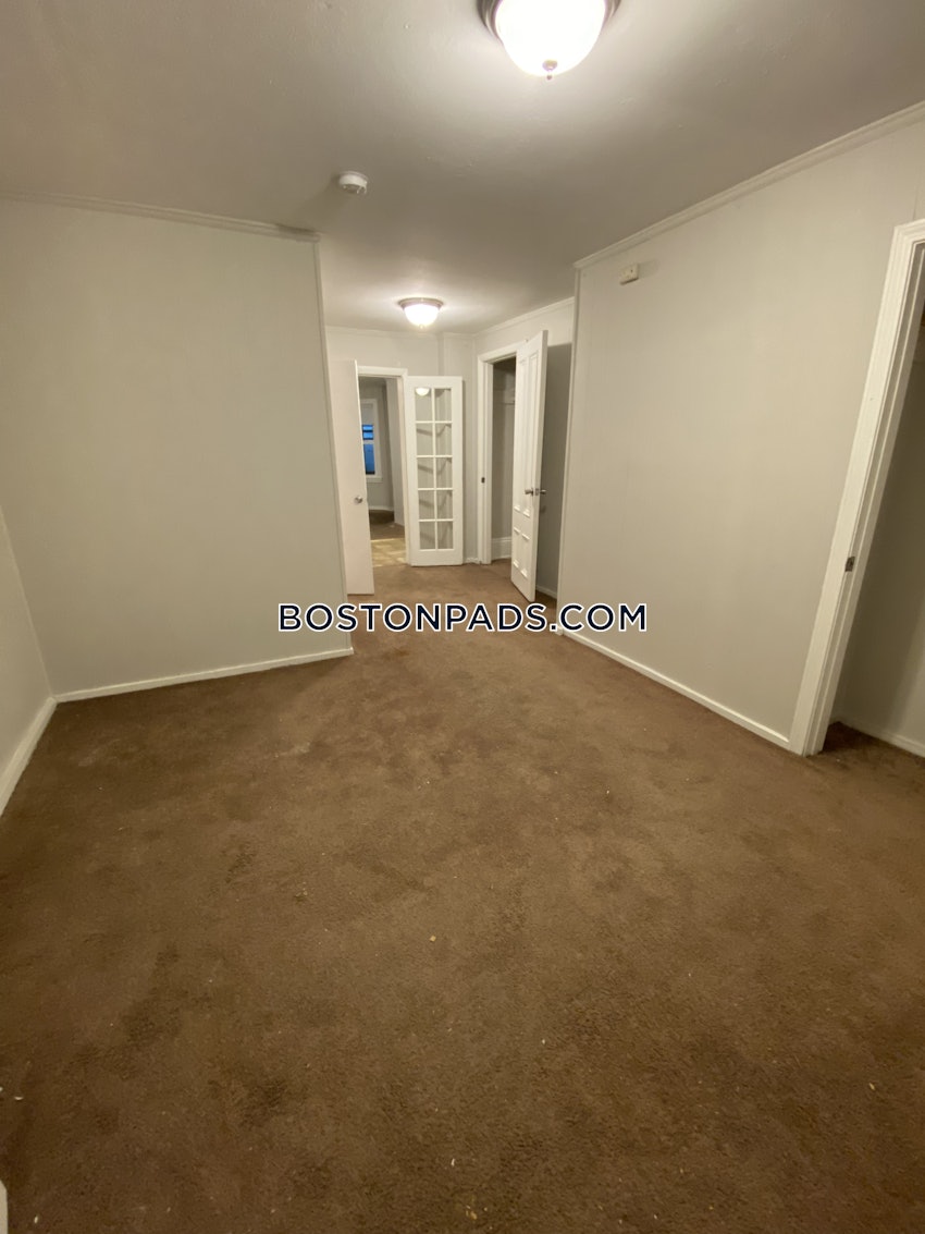 BOSTON - HYDE PARK - 1 Bed, 1 Bath - Image 24