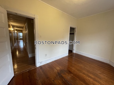 Washburn Ter. Brookline photo 49