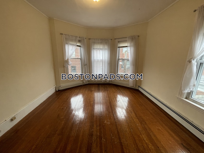 BROOKLINE- BROOKLINE VILLAGE - 4 Beds, 2 Baths - Image 47