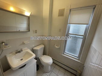 Washburn Ter. Brookline