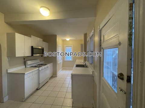 Washburn Ter. Brookline photo 39