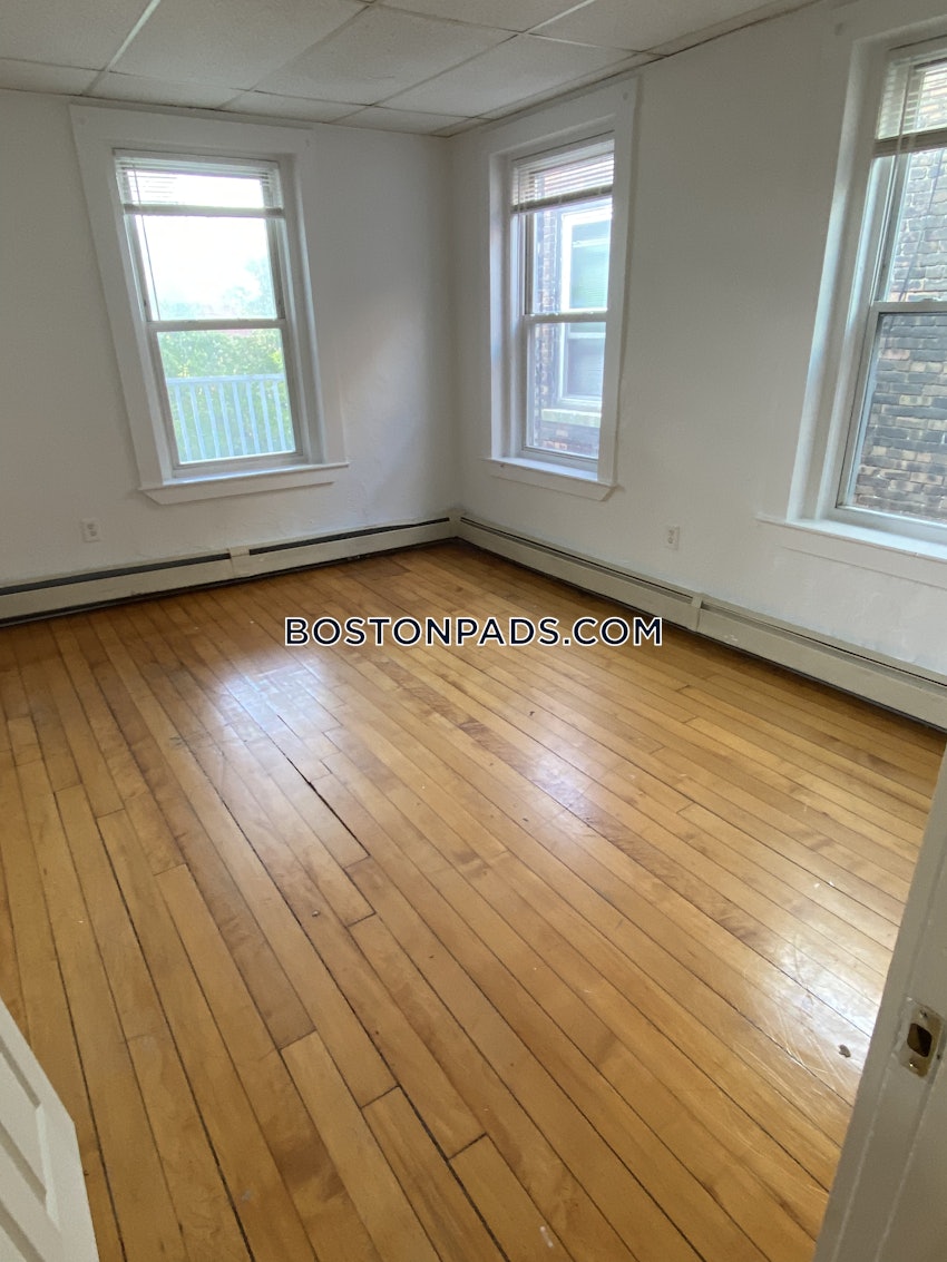 BOSTON - DORCHESTER - FIELDS CORNER - 4 Beds, 2 Baths - Image 54