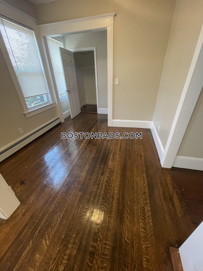 BOSTON - DORCHESTER - BLUE HILL AVENUE - 5 Beds, 1 Bath - Image 2