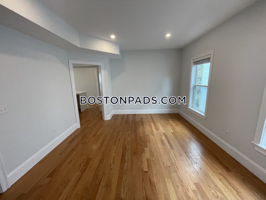 BOSTON - DORCHESTER - SAVIN HILL - 6 Beds, 3 Baths - Image 86