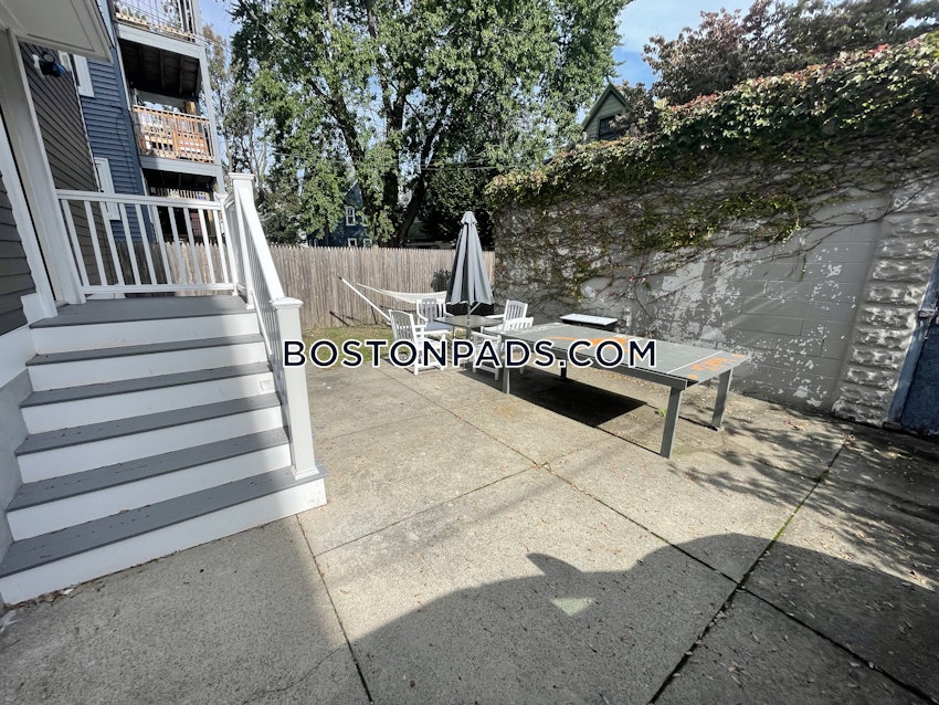 BOSTON - DORCHESTER - SAVIN HILL - 6 Beds, 3 Baths - Image 54