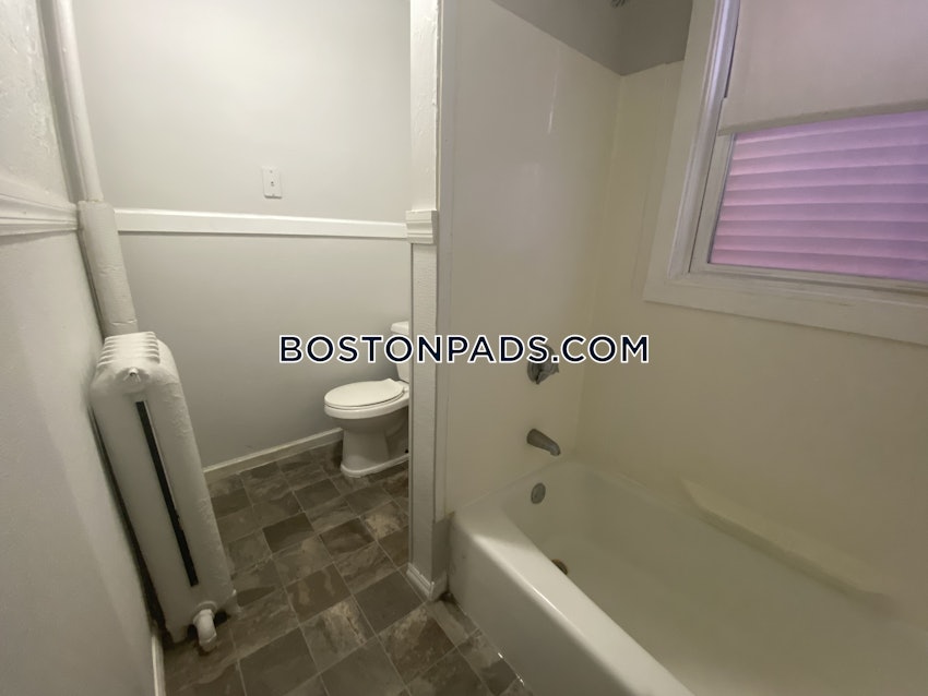 BOSTON - DORCHESTER - UPHAMS CORNER - 3 Beds, 1 Bath - Image 25