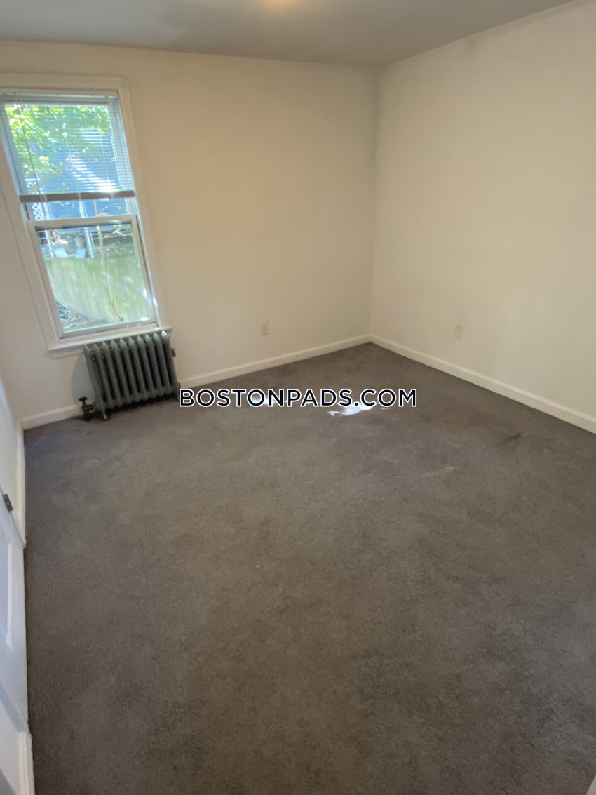 BOSTON - BRIGHTON - OAK SQUARE - 4 Beds, 1 Bath - Image 73