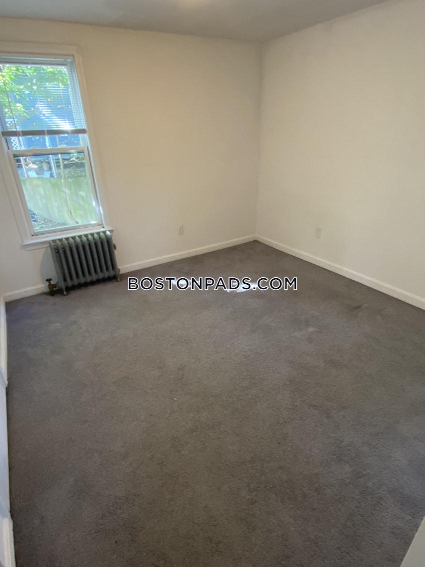 BOSTON - BRIGHTON - OAK SQUARE - 4 Beds, 1 Bath - Image 33