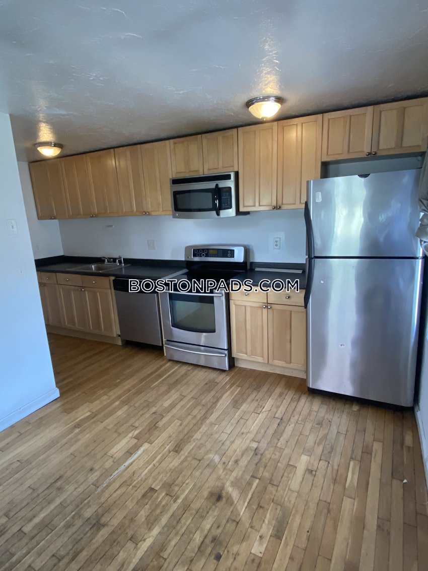 BOSTON - BRIGHTON - BRIGHTON CENTER - 4 Beds, 1 Bath - Image 6